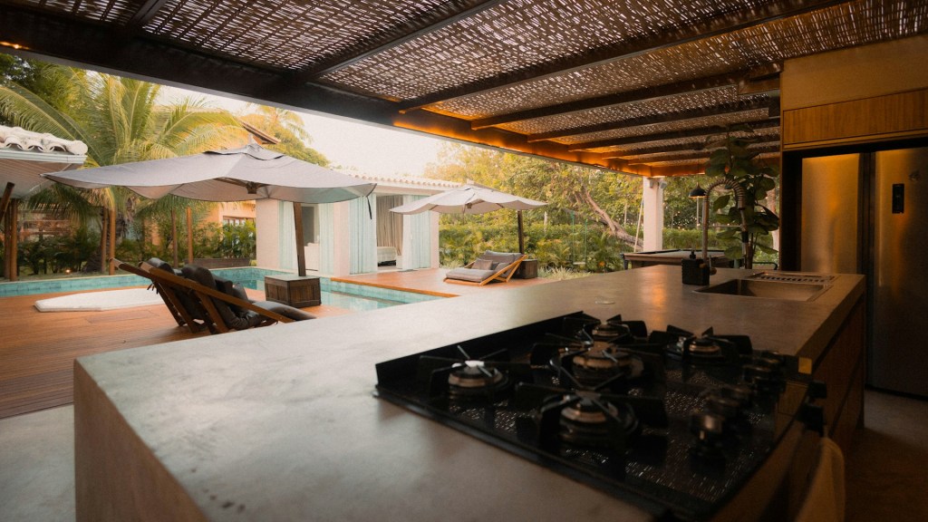 Outdoor Kitchen